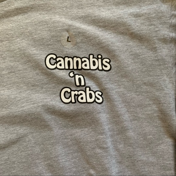 Cannabis N Crab’s grey long sleeve // Size Large - Picture 2 of 4